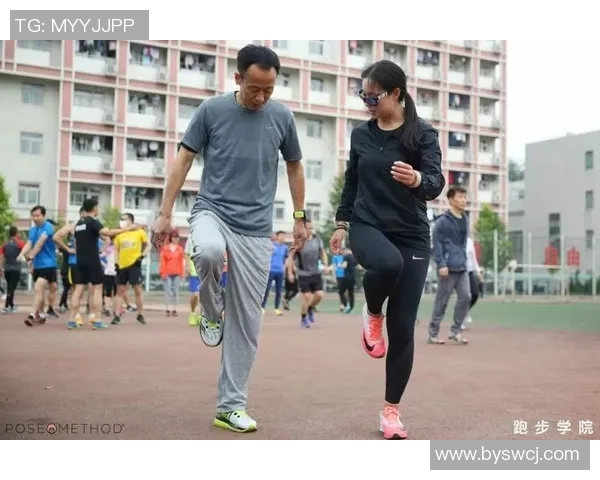 模仿足球明星跑姿提升运动表现的技巧与训练方法分享